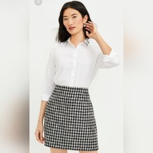 LOFT Black and White Houndstooth Skirt